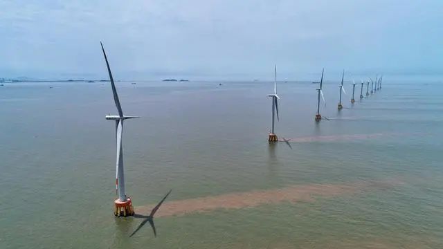 人民滿(mǎn)意的公務(wù)員、跨海高鐵、電力裝備綠色低碳發(fā)展、網(wǎng)絡(luò)文明等中英翻譯